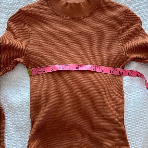 DAYDREAMER Cognac Mock Neck Thermal - Picture 8 of 13